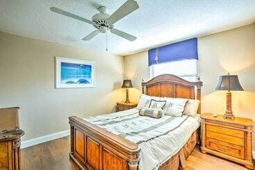 بيت ريفى Tropical Apollo Beach House W/ Pool & Dock!