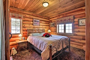 Сельский дом Secluded Dillon Home W/ Private Hot Tub + Deck!