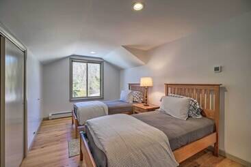 بيت ريفى Plattsburgh Home W/ Deck On Lake Champlain