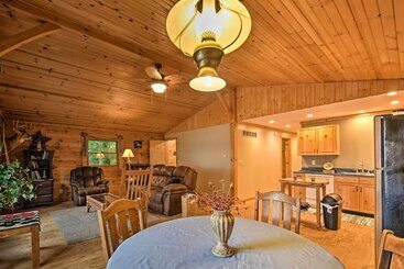 بيت ريفى Cozy Amish Country Cabin On Shipshewana Lake!