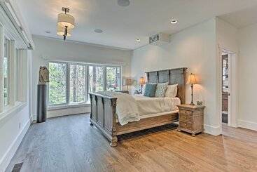 コテージ Enchanting Tryon Home W/ Hot Tub ~ 14 Mi To Tiec!