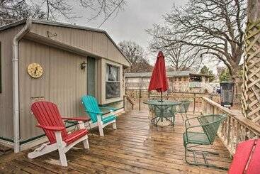 コテージ Pet Friendly Kingston Home W/ Deck & Fire Pit