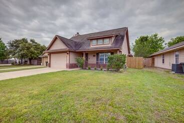 بيت ريفى Pet Friendly Texas Retreat W/ Fenced In Yard!