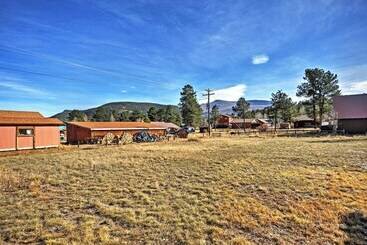 بيت ريفى South Fork Log Cabin W/ Beautiful Mountain Views!