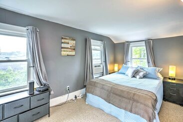کلبه Sweetwater Hideaway    Blocks To Lake Erie!