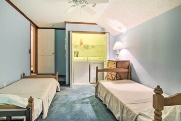 별장 Golf Getaway W/ Pool Access 2 Mi To Bethany Beach!