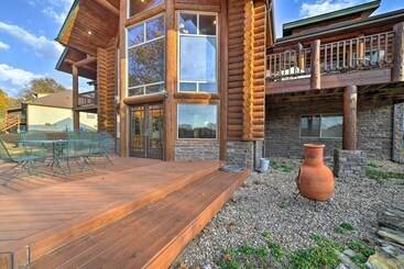 茅舍 Huge Missouri Lake Home   Walk To Table Rock Lake