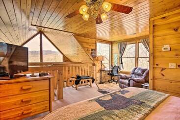 コテージ Scenic Sevierville Cabin: Hot Tub, Panoramic Views