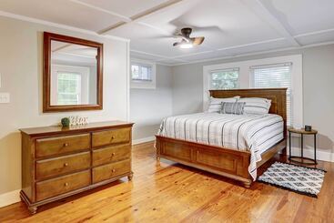 קוטג'' Updated Tallahassee Home ~ 1 Mi To Downtown!