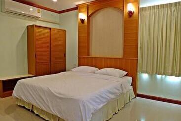 Baan Ingna Resort