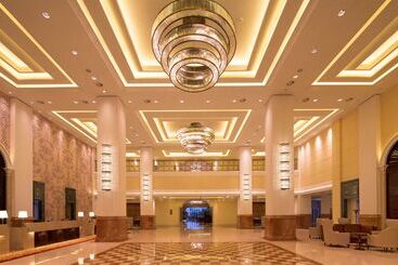 فندق Doubletree By Hilton Ningbo Beilun