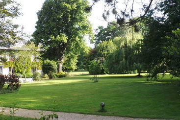 هتل Le Domaine De La Vallee
