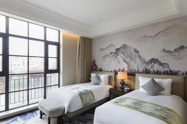 هتل Grand Mercure Zhengzhou West