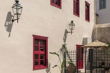 فندق Fos Hydra Residence