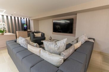 هتل Luxury Suites Gema By Cadissa