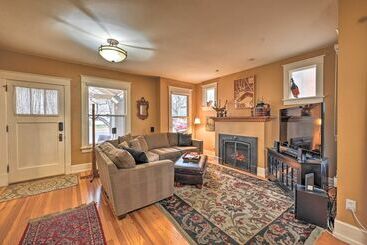 کلبه Walk To Wash Park: Spacious Denver Home Base