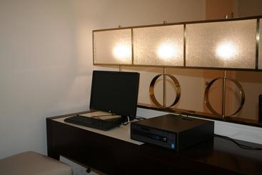 هتل Hilton Ndjamena