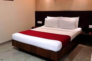 בית מלון כפרי Shree Mahalaxmi Inn Couple Friendly