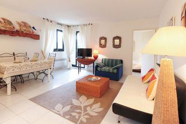 Le Corail 5 Stars Holiday House