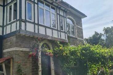 민박 La Maison Des Roses