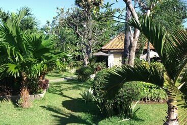تختخواب و صبحانه Bagus Homestay Pemuteran