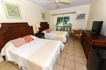 Bohio Dive Resort