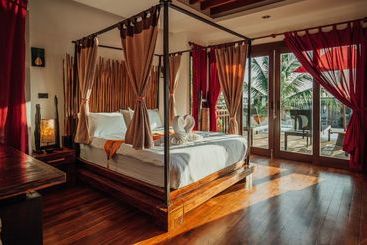 هتل Thai Island Dream Estate