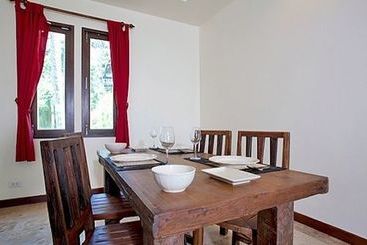 هتل Thai Island Dream Estate