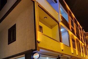 فندق Almircan