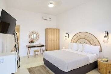 تختخواب و صبحانه Bonatsa Beach House Kimolos