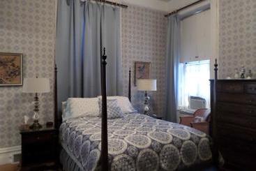 צימר Hillard House Inn