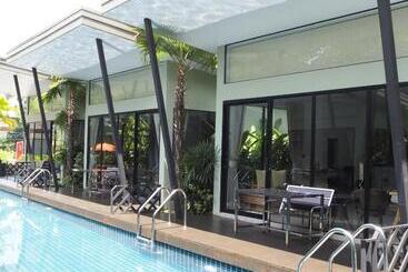 هتل Jasmine Resort And Spa