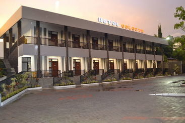 هتل Selecta Batu Malang