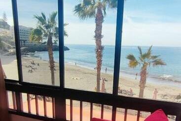 آپارتمان Don Paco Beachfront Patalavaca