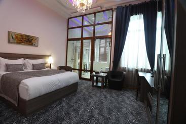 هتل Lotte Palace Dushanbe