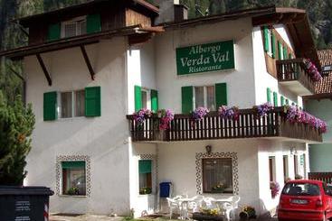 فندق Verda Val