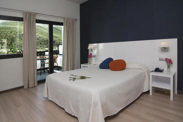 هتل Amalurra Granada