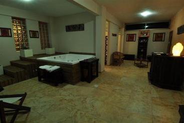 هتل Apart  Mallak