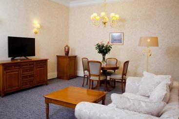 Soft Hotel