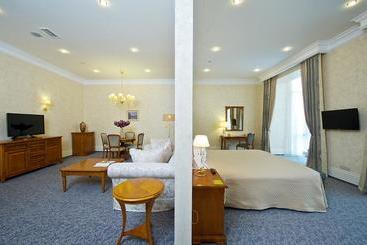 Soft Hotel