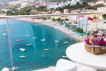 هتل Ponta Nova