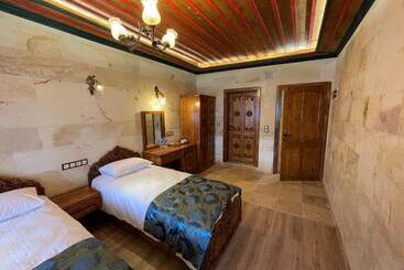 هتل Yusuf Bey House