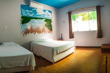 هتل Local Hostel Manaus