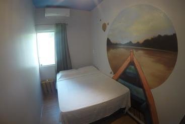 هتل Local Hostel Manaus
