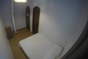 هتل Local Hostel Manaus