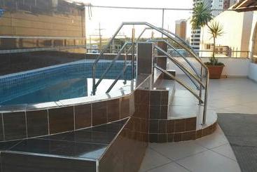 هتل Orla Guest House