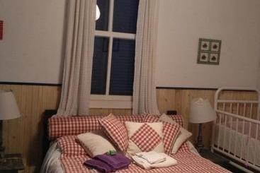تختخواب و صبحانه Pouso Donana Cama E Café