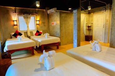 The Sun Resort And Restaurant