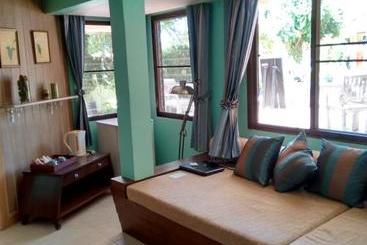 تختخواب و صبحانه Ocean 11 Residence