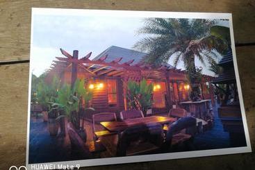 هتل Prachuap Garden View Resort